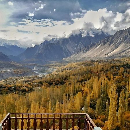 World Roof Hotel Hunza Karimabad  Екстериор снимка