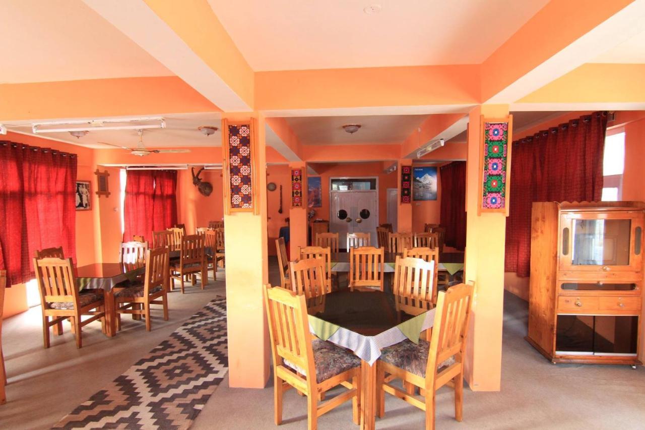 World Roof Hotel Hunza Karimabad  Екстериор снимка