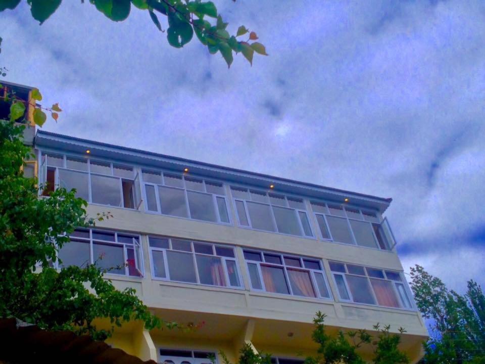 World Roof Hotel Hunza Karimabad  Екстериор снимка