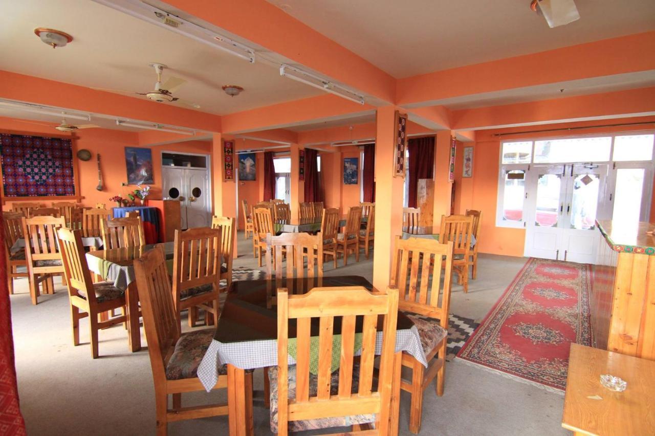 World Roof Hotel Hunza Karimabad  Екстериор снимка